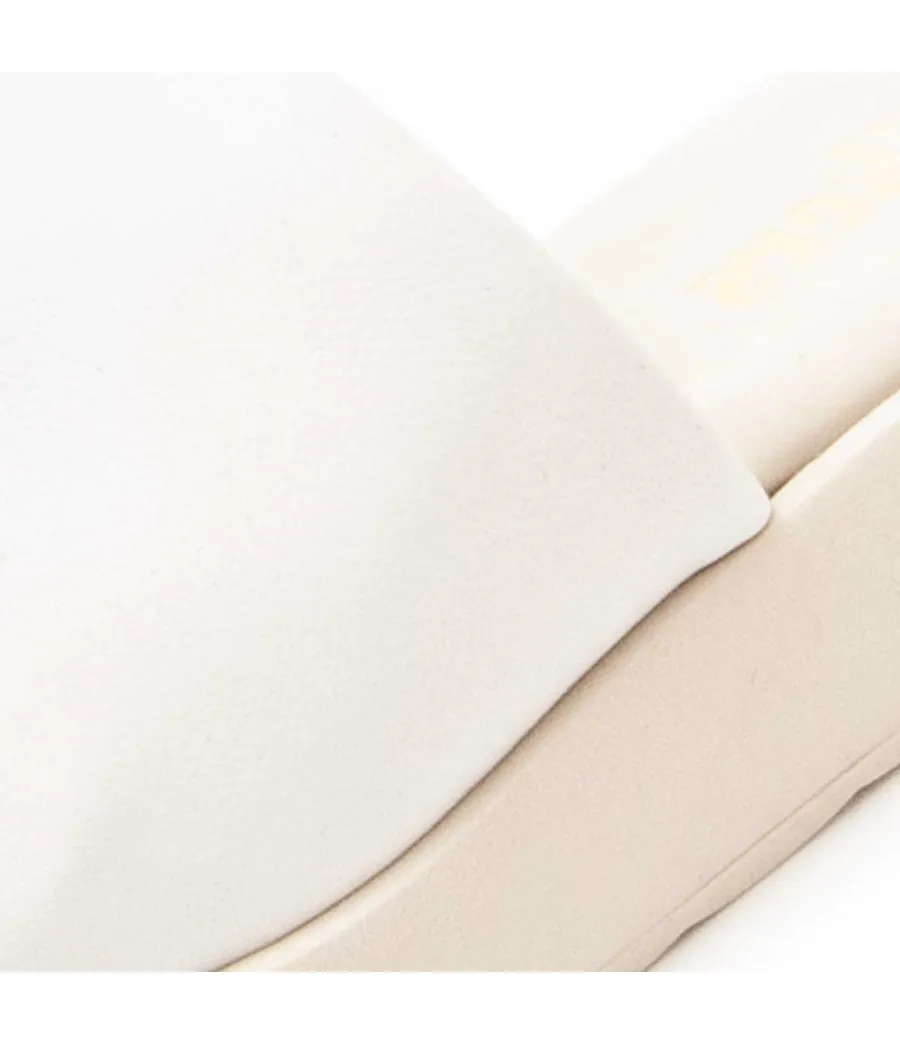 Sandalia De Piel Para Mujer.  Wikers  Elba  83720 Blanco